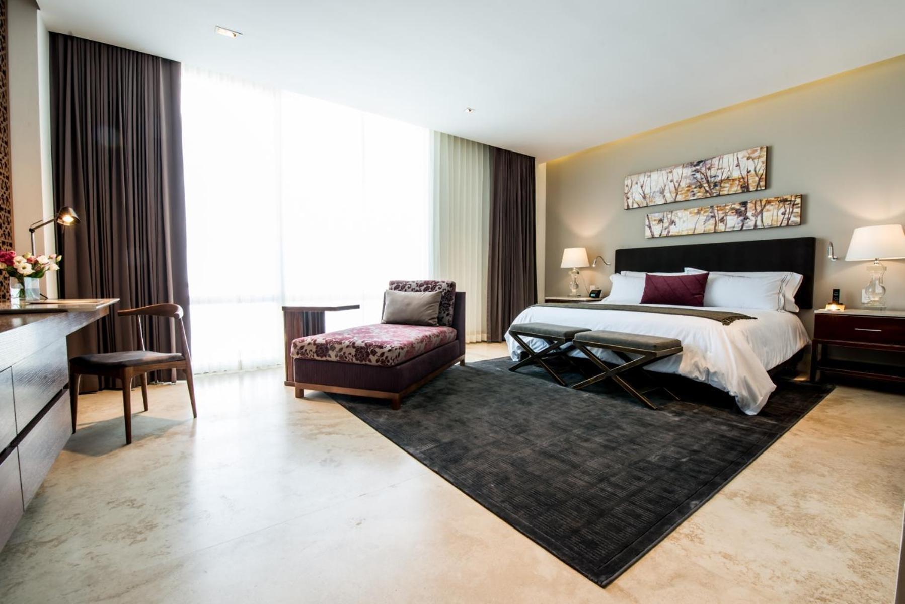 Superior Suite,1523269864:JPEG