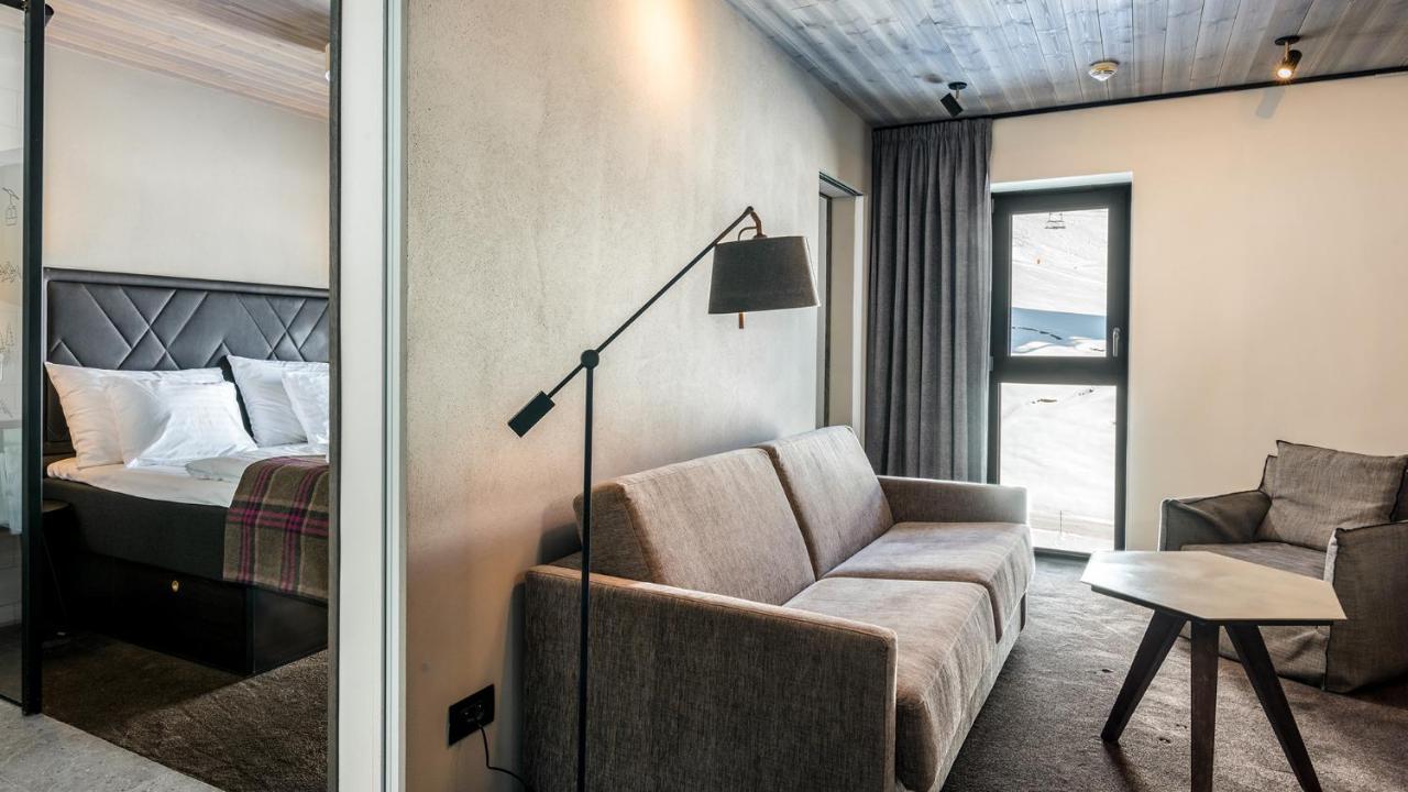 Large Double Room