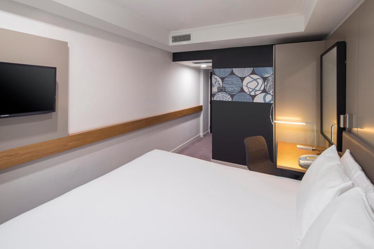 Chambre Très Grand Lit King-Size Standard - Dernier Étage