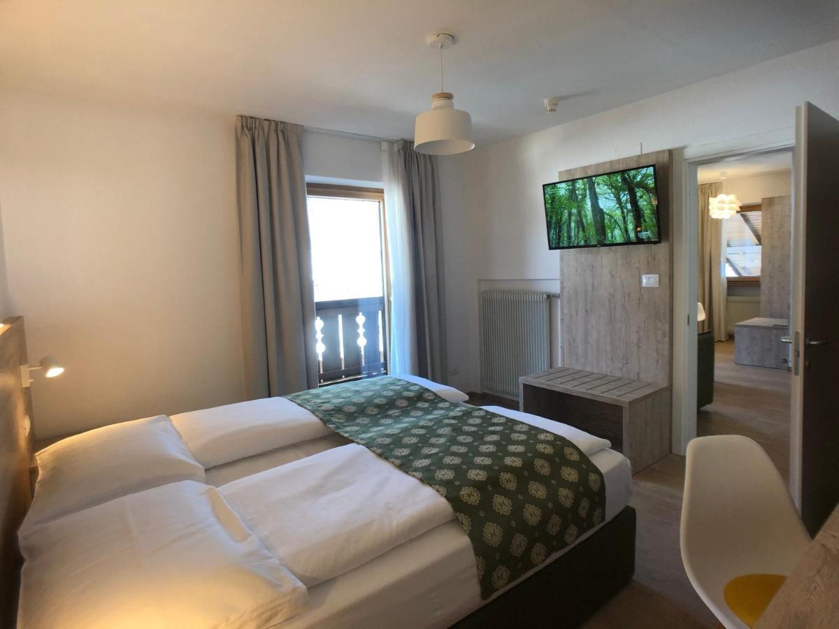 Deluxe Queen Suite Spa Access