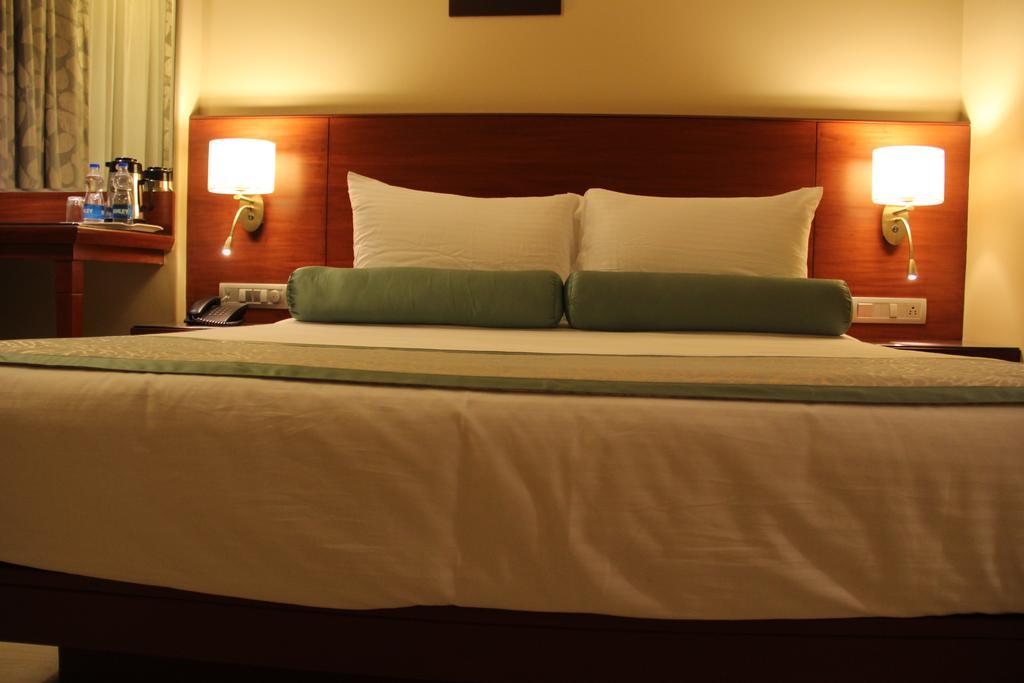 Executive Double or Twin Room,362277778:JPEG