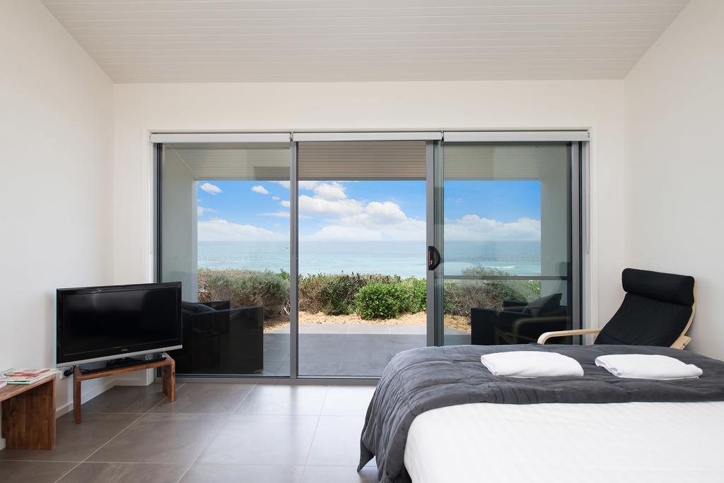 Studio - Beach Front