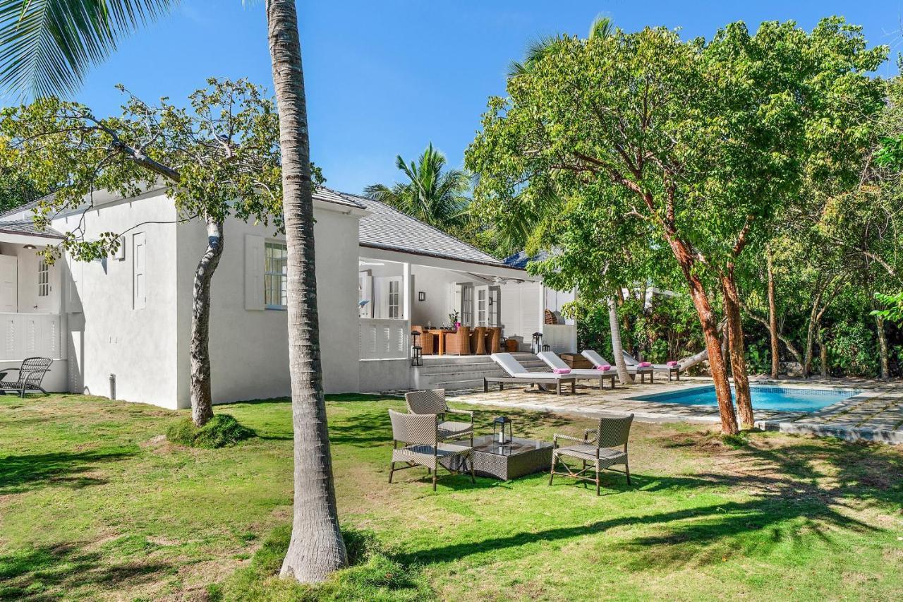 Two Bedroom Garden View Villa w/ Private Pool