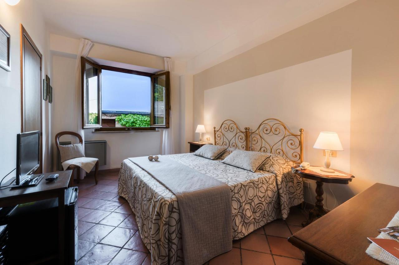 Standard Double or Twin Room,1161862866:JPEG