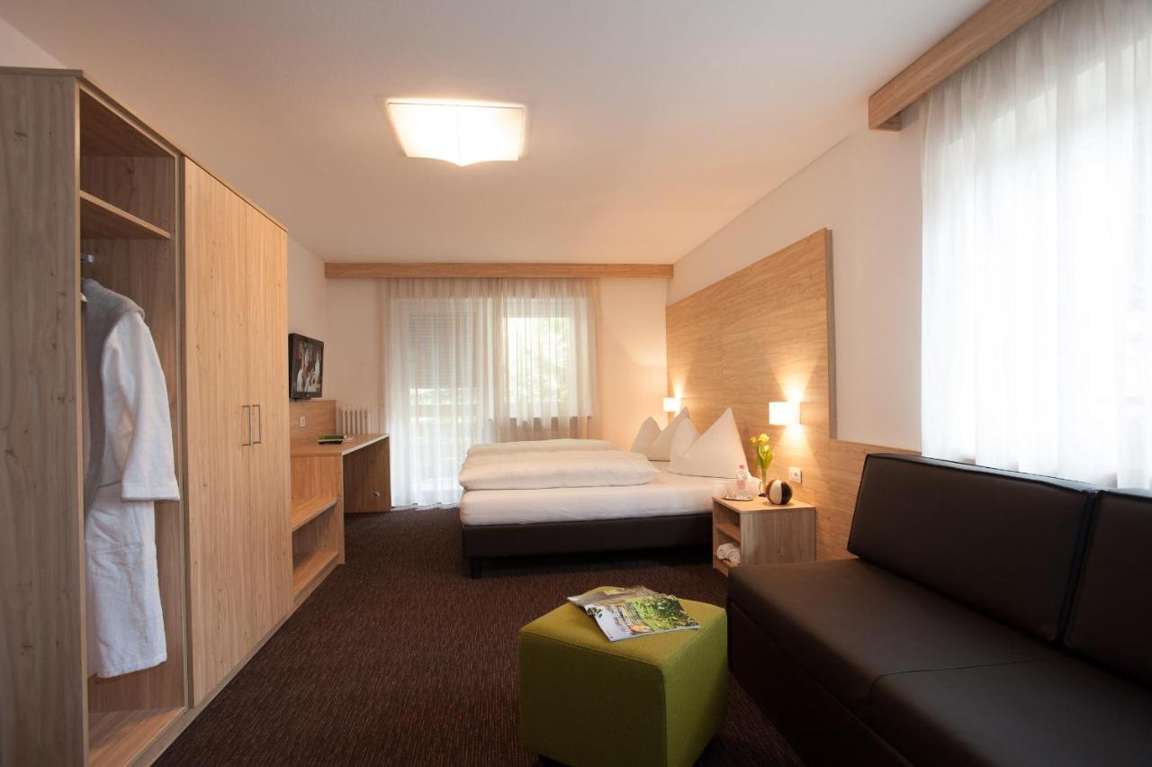 Camera Matrimoniale con Letto Supplementare