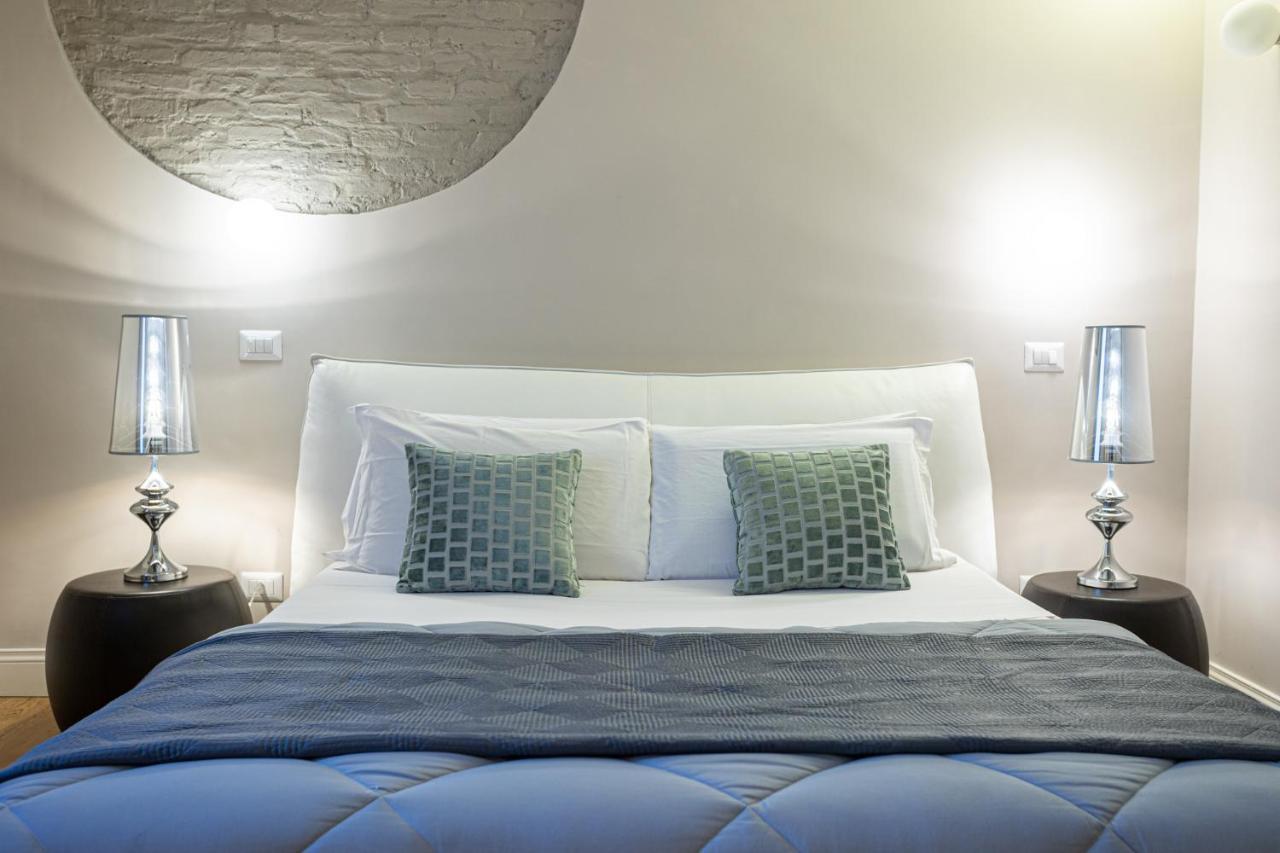 Deluxe Double Room Spa Shower