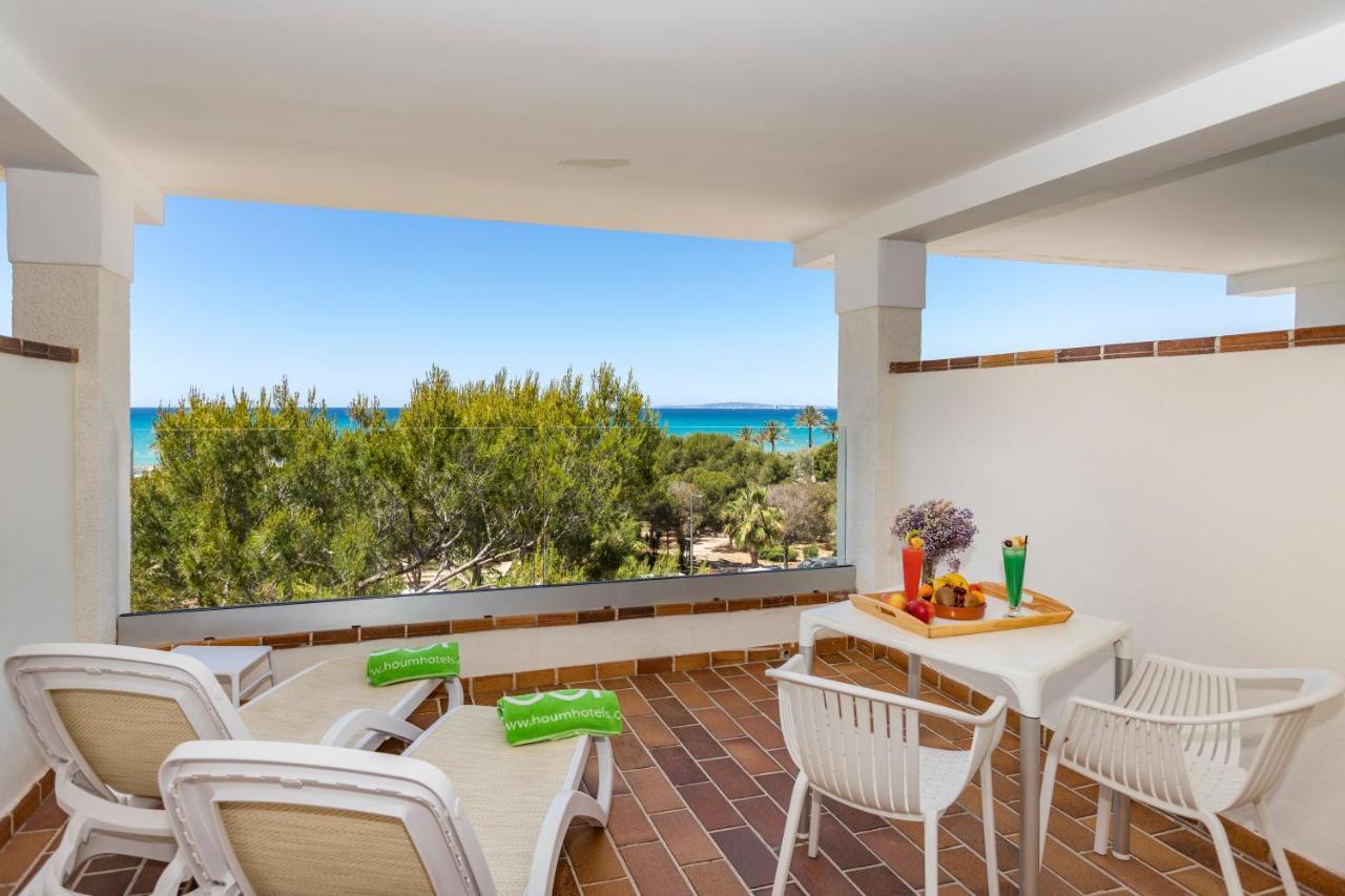 Estudio con vistas al mar