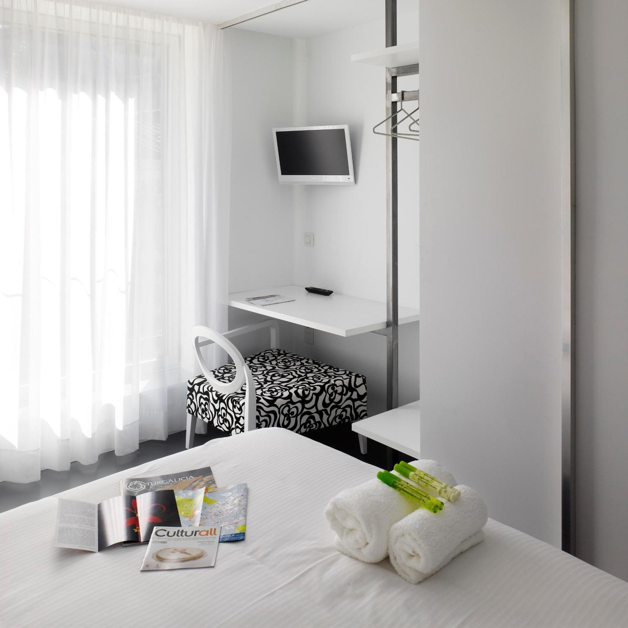 Double or Twin Room,682567212:JPEG