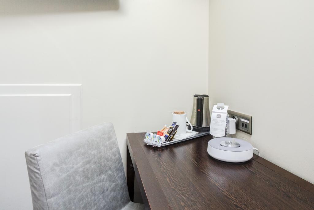 Deluxe Room,719502013:JPEG