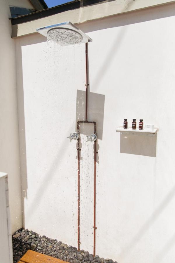 Premium Private Cottage with Outdoor Shower,1473774265:JPEG