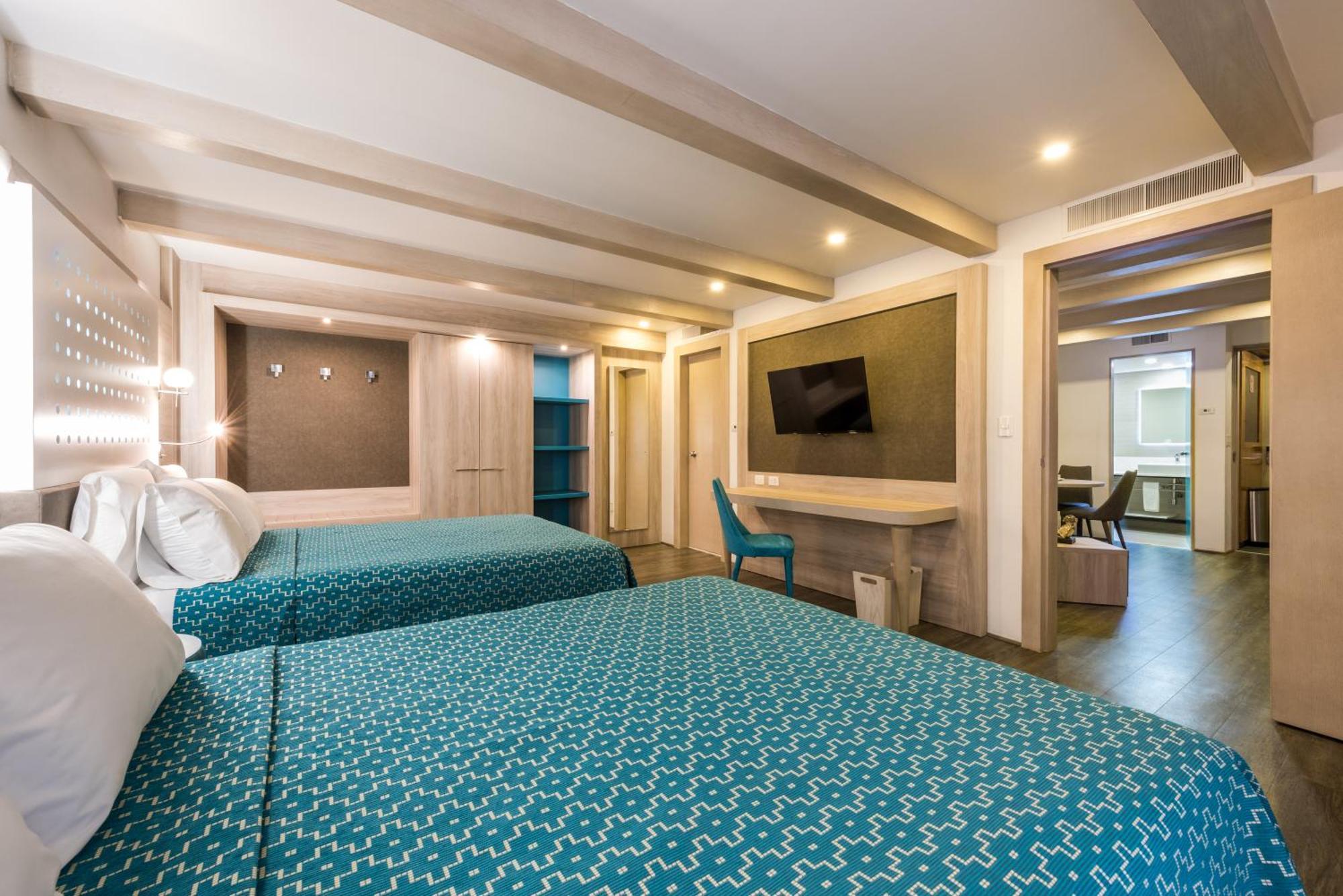 Executive Suite