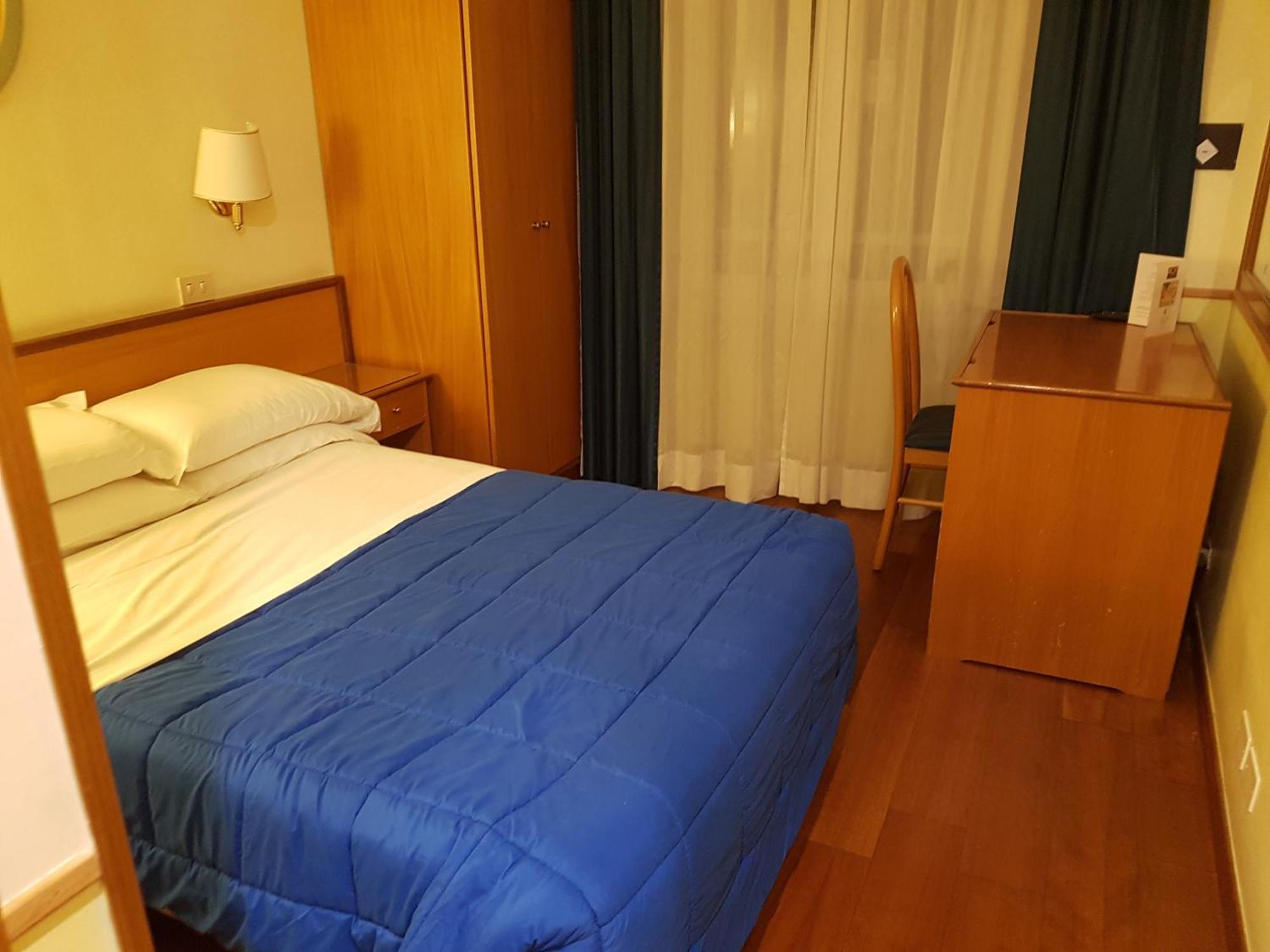 Habitación Doble Económica - Cama doble