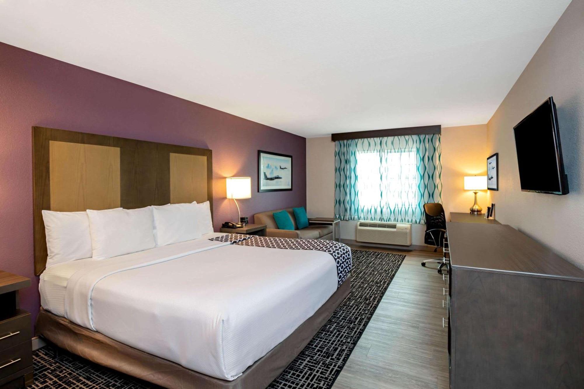 Executive King Room Non-Smoking