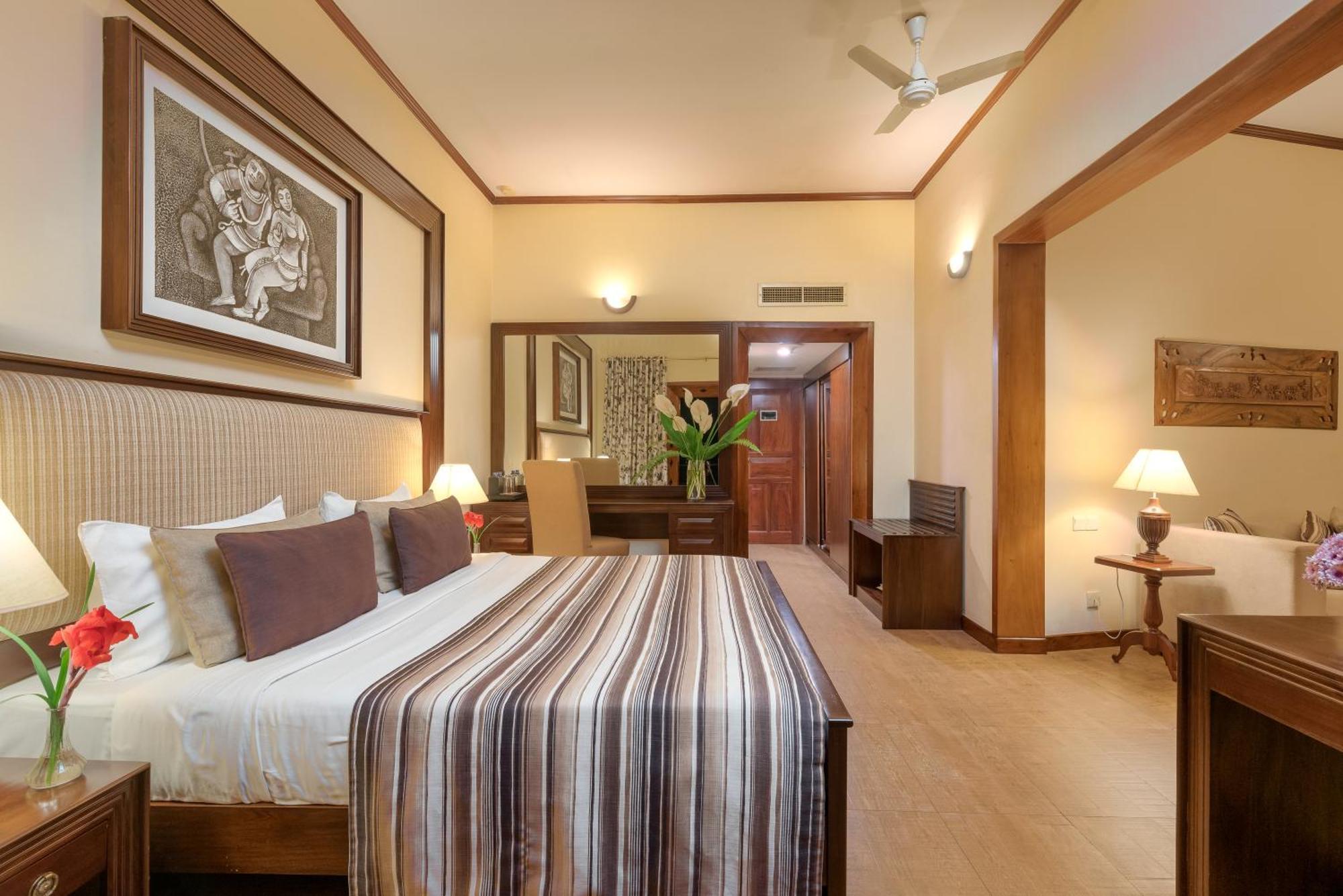 Junior Mountain View Suite