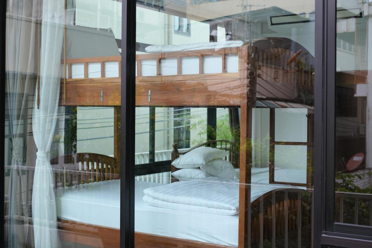 Superior Familiekamer met Gedeelde Badkamer