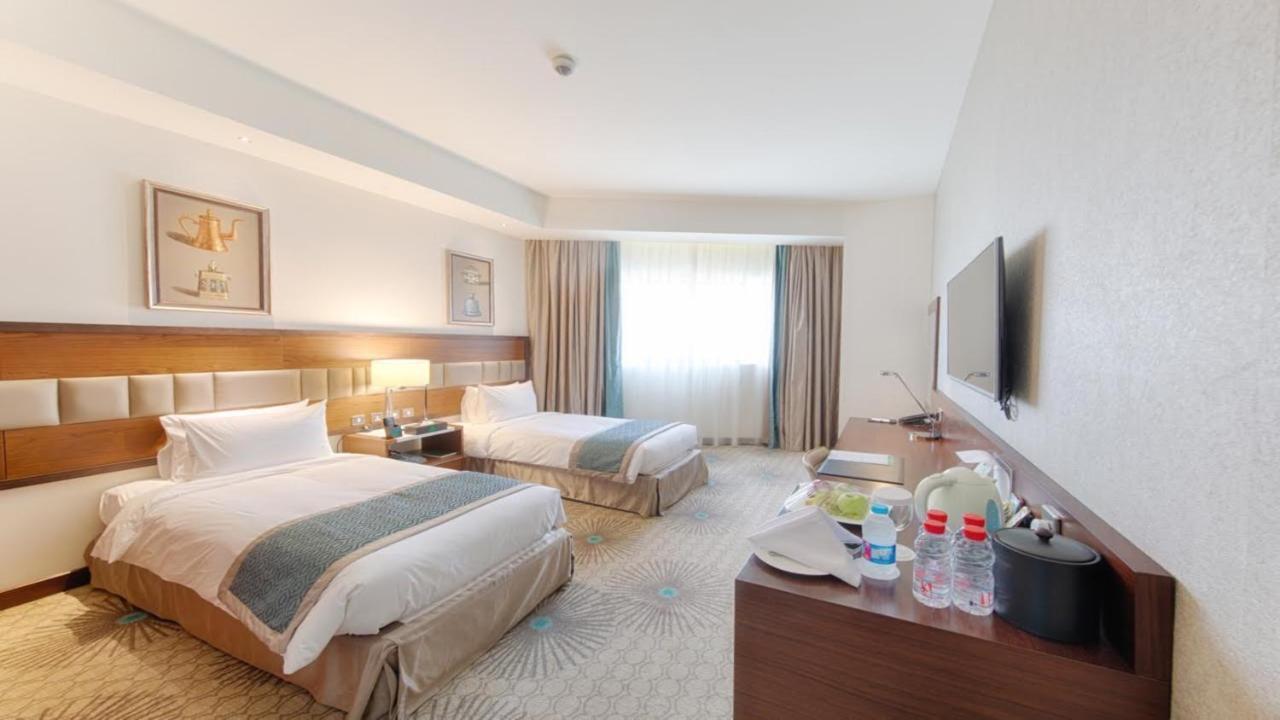 Standard Room with Two Single Beds - Accessible