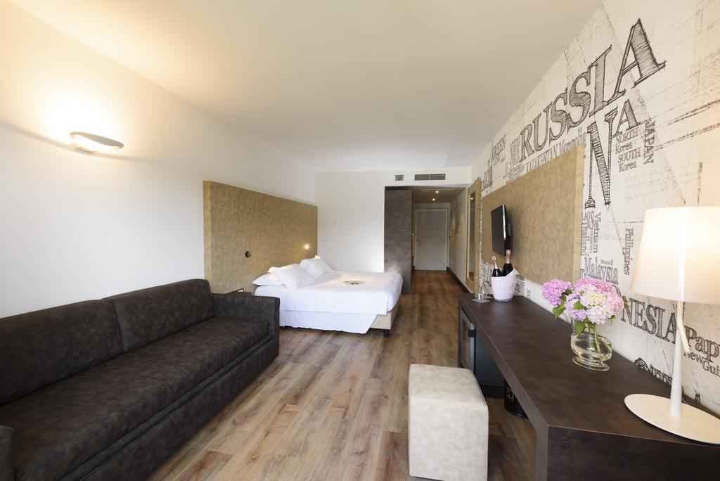 Luxury Quadruple Room