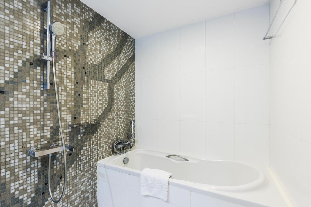 Studio Deluxe Twin Room