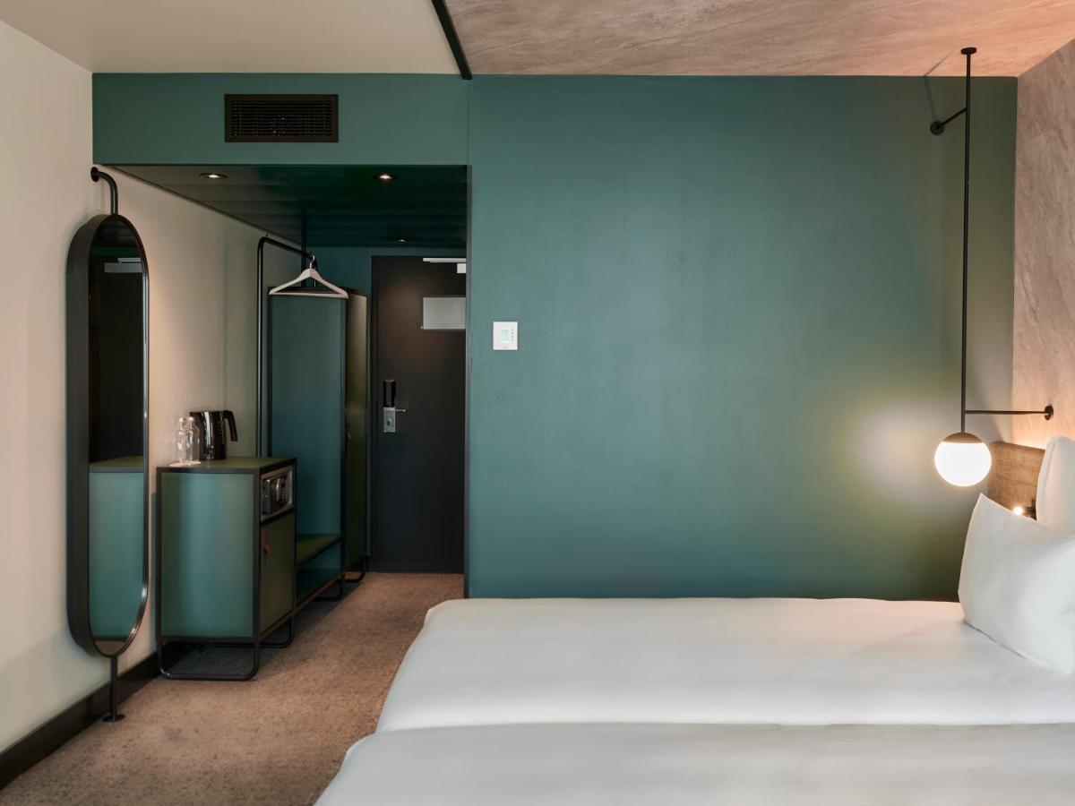 Superior Twin Room with Sofa Bed,1386245693:JPEG