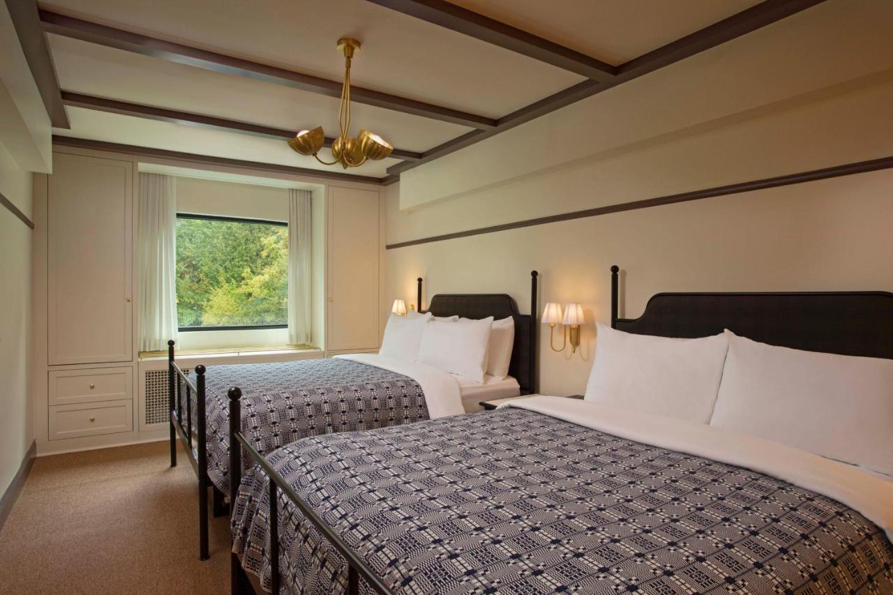 Queen Room with Two Queen Beds,1413406076:JPEG