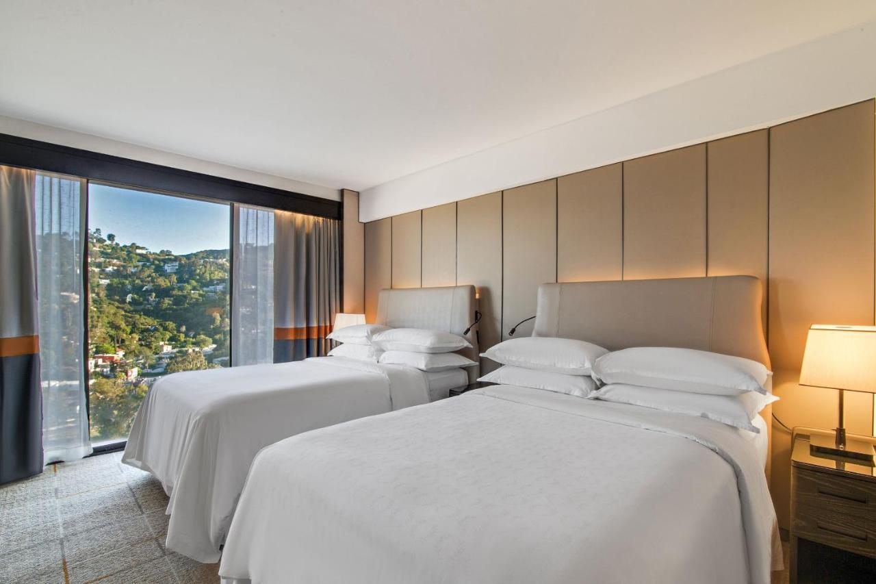 Traditional Double Room Two Double Beds