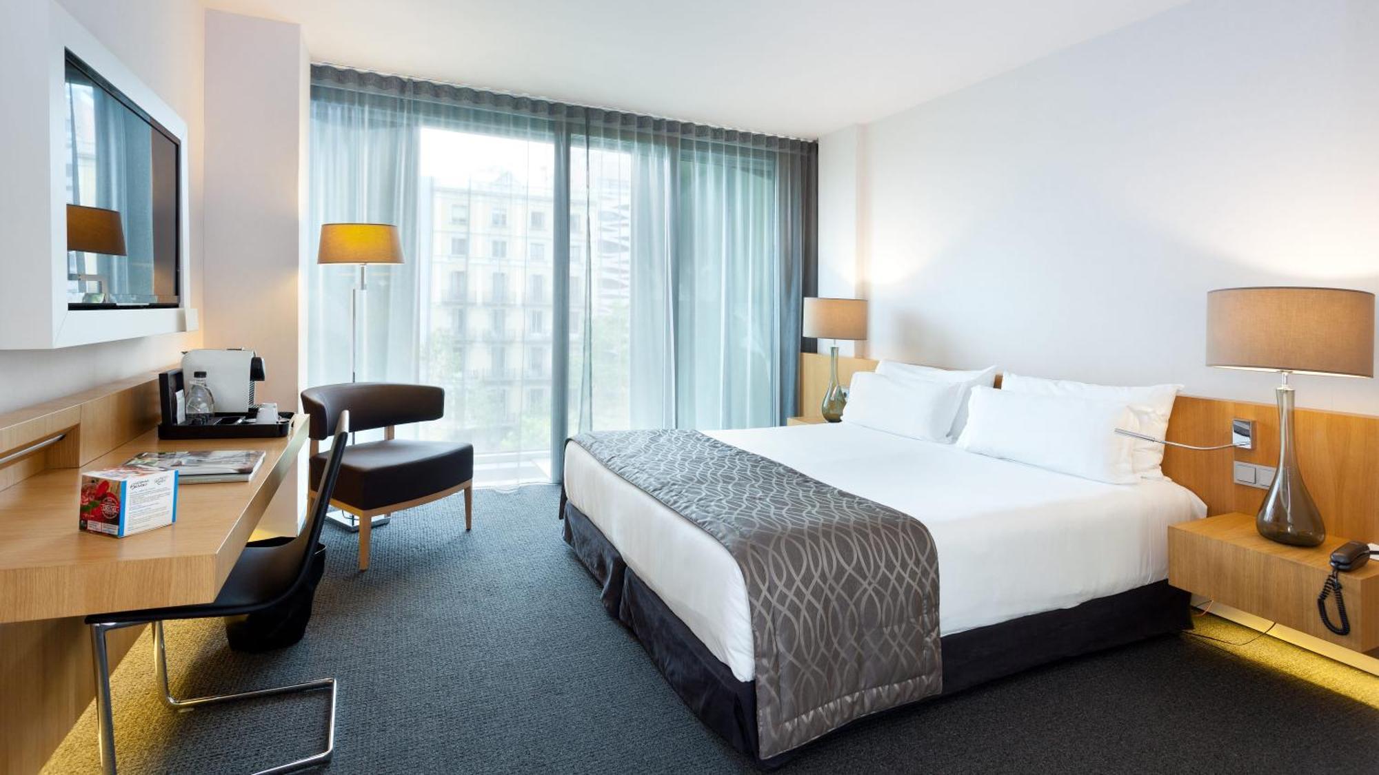 Superior Double Room with City View