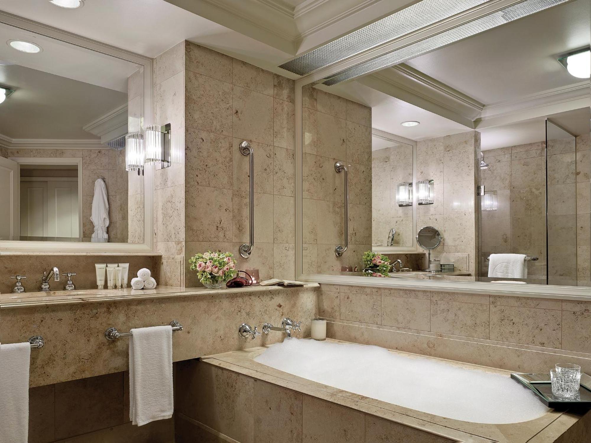 Chambre de Luxe avec Balcon