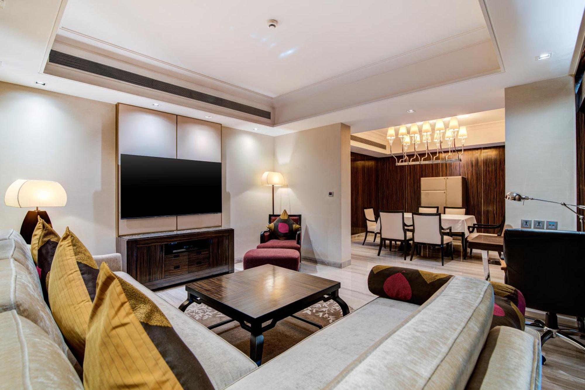 Executive Suite on Food & Beverage Spa Laundry