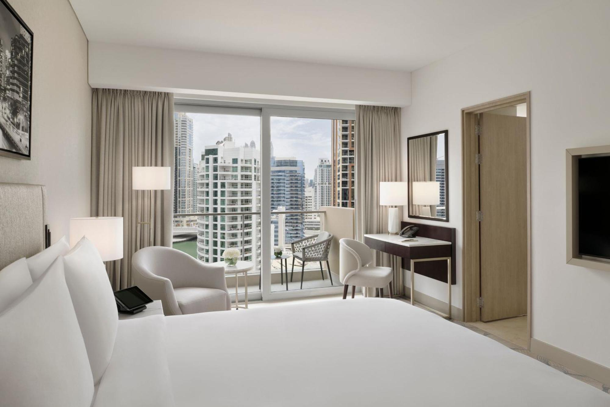 Deluxe Kamer met Uitzicht op de Stad, kingsize bed, inclusief directe toegang tot Dubai Marina Mall & Marina Walk