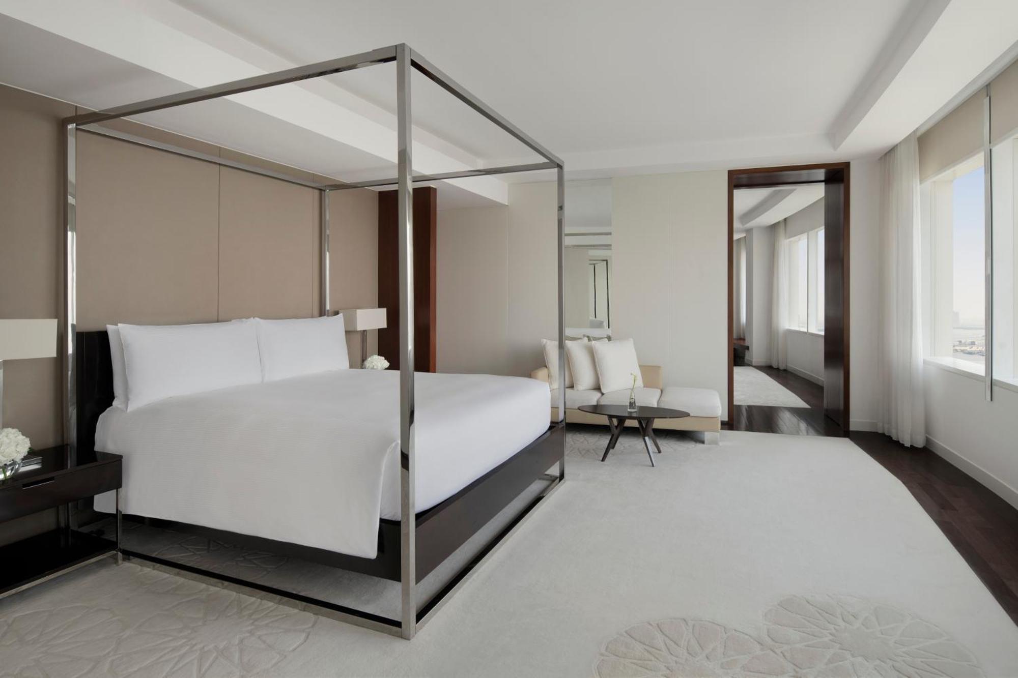 Royal Suite,1771723454:JPEG