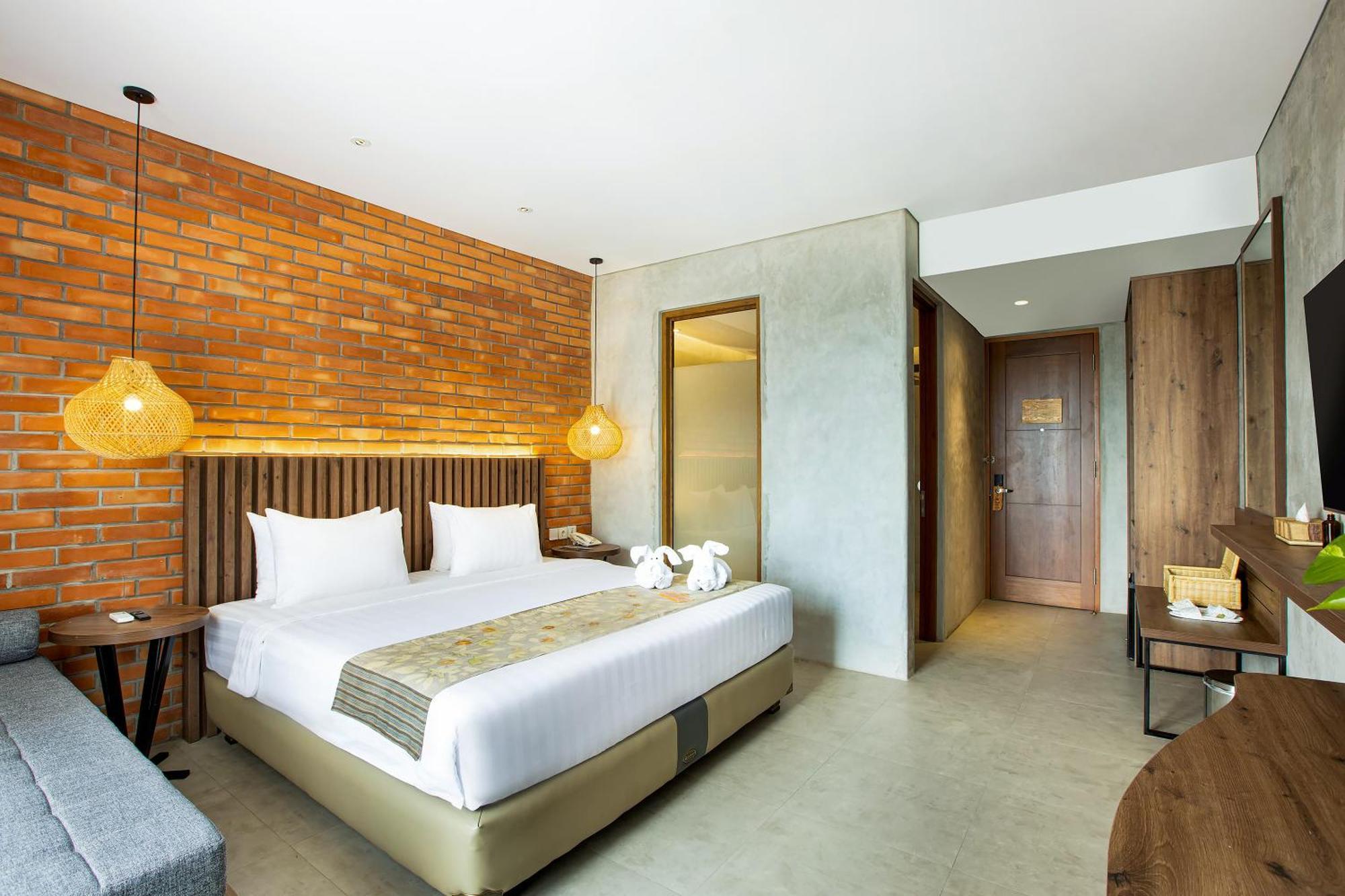 Premier Room