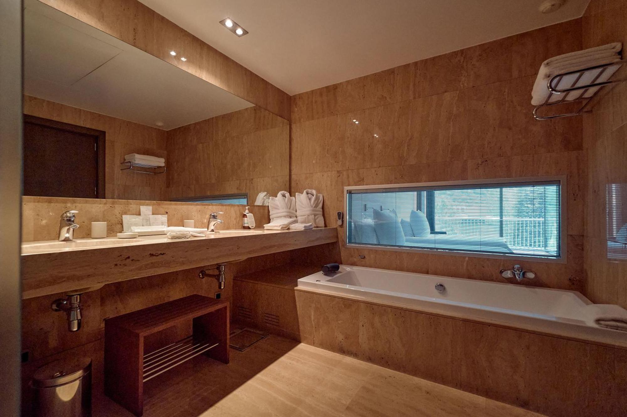 Park Suite