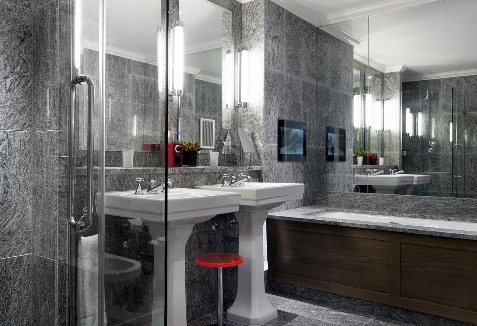 Luxury Junior Suite,1543816615:JPEG