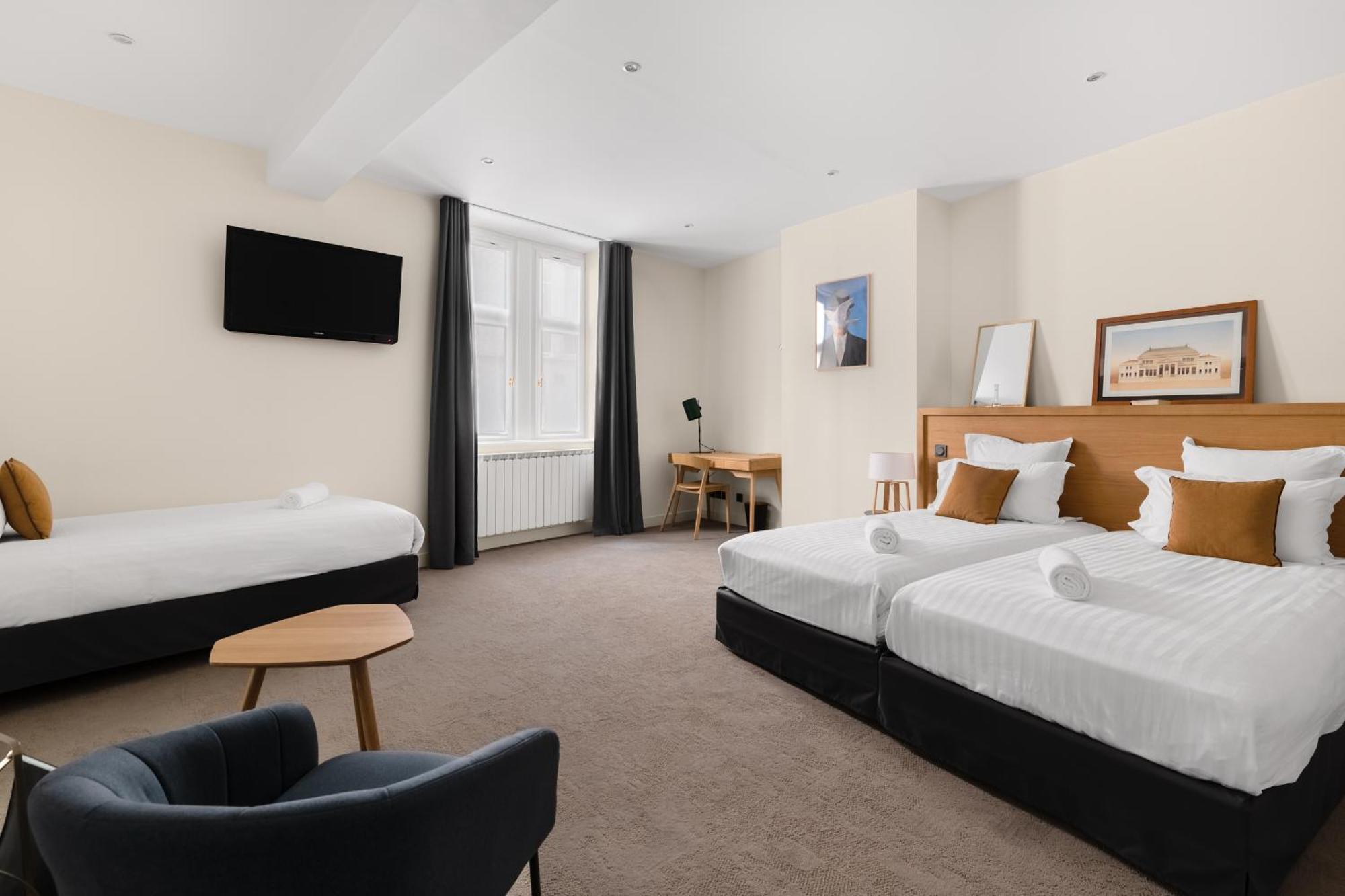 Standard Triple Room,1706122667:JPEG