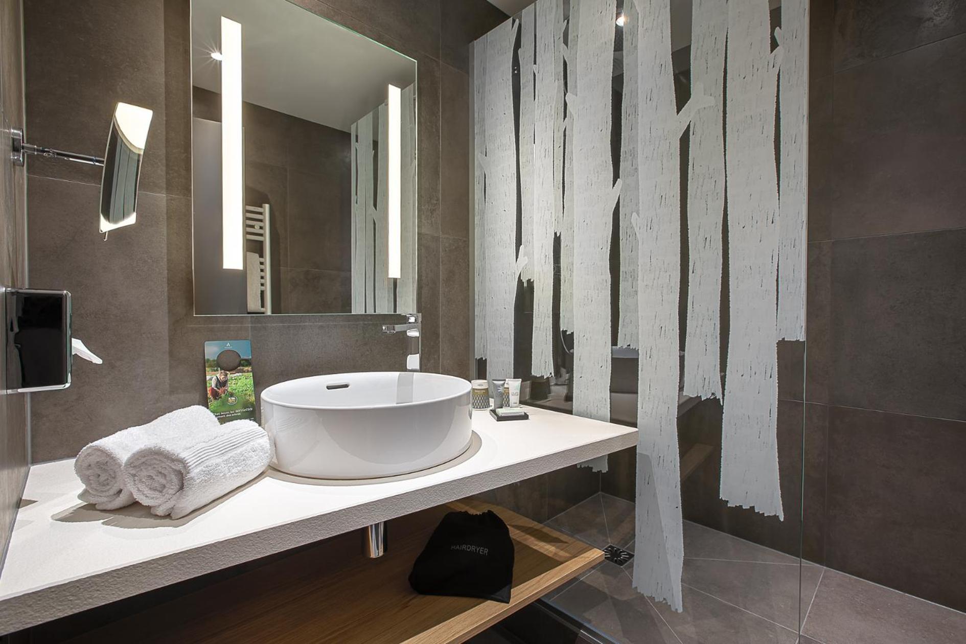 Superior Room with Balcony and Valley View,1545875722:JPEG