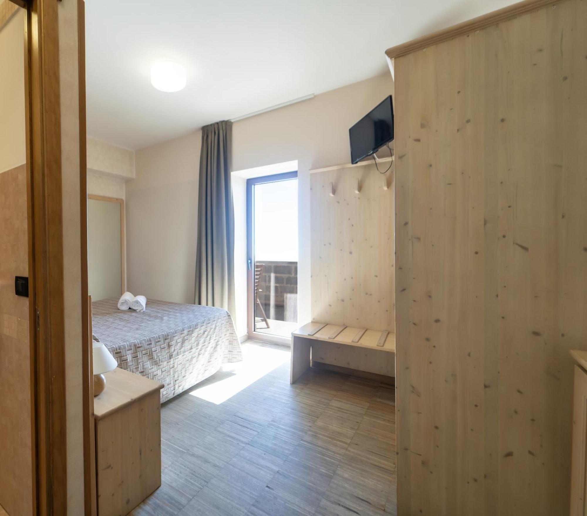 Double Room Terrace,1562938840:JPEG