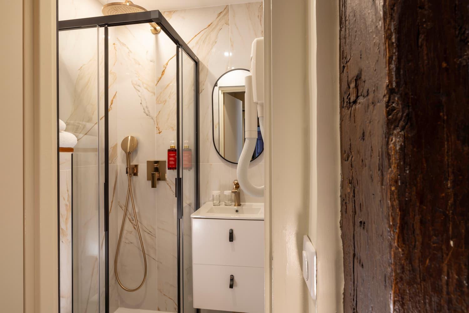 Confort Double Room