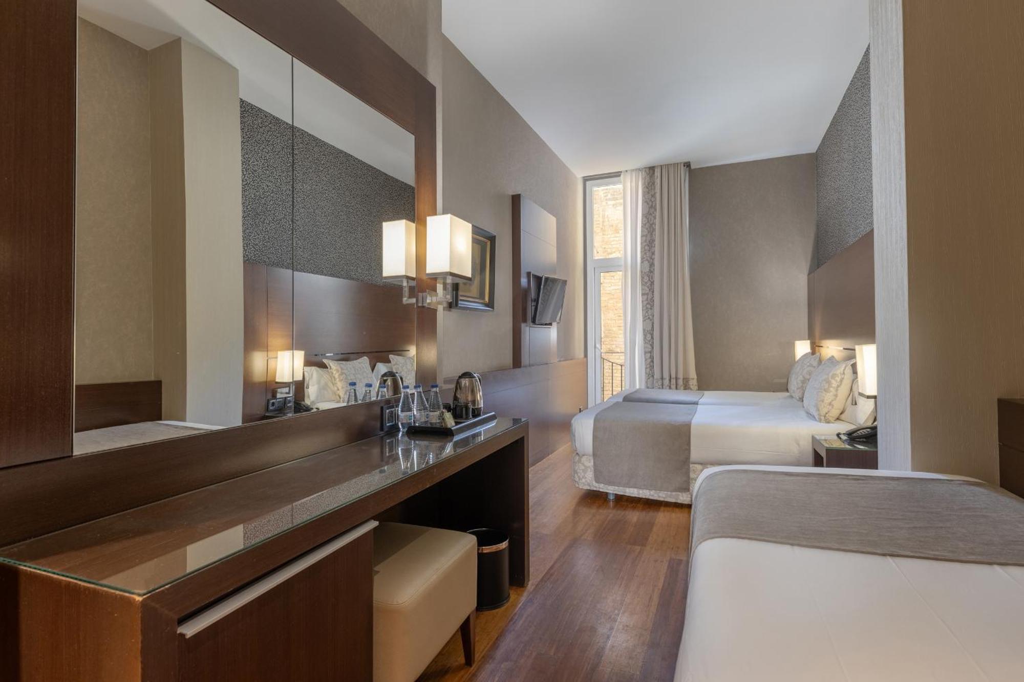Twin Room Extra Bed