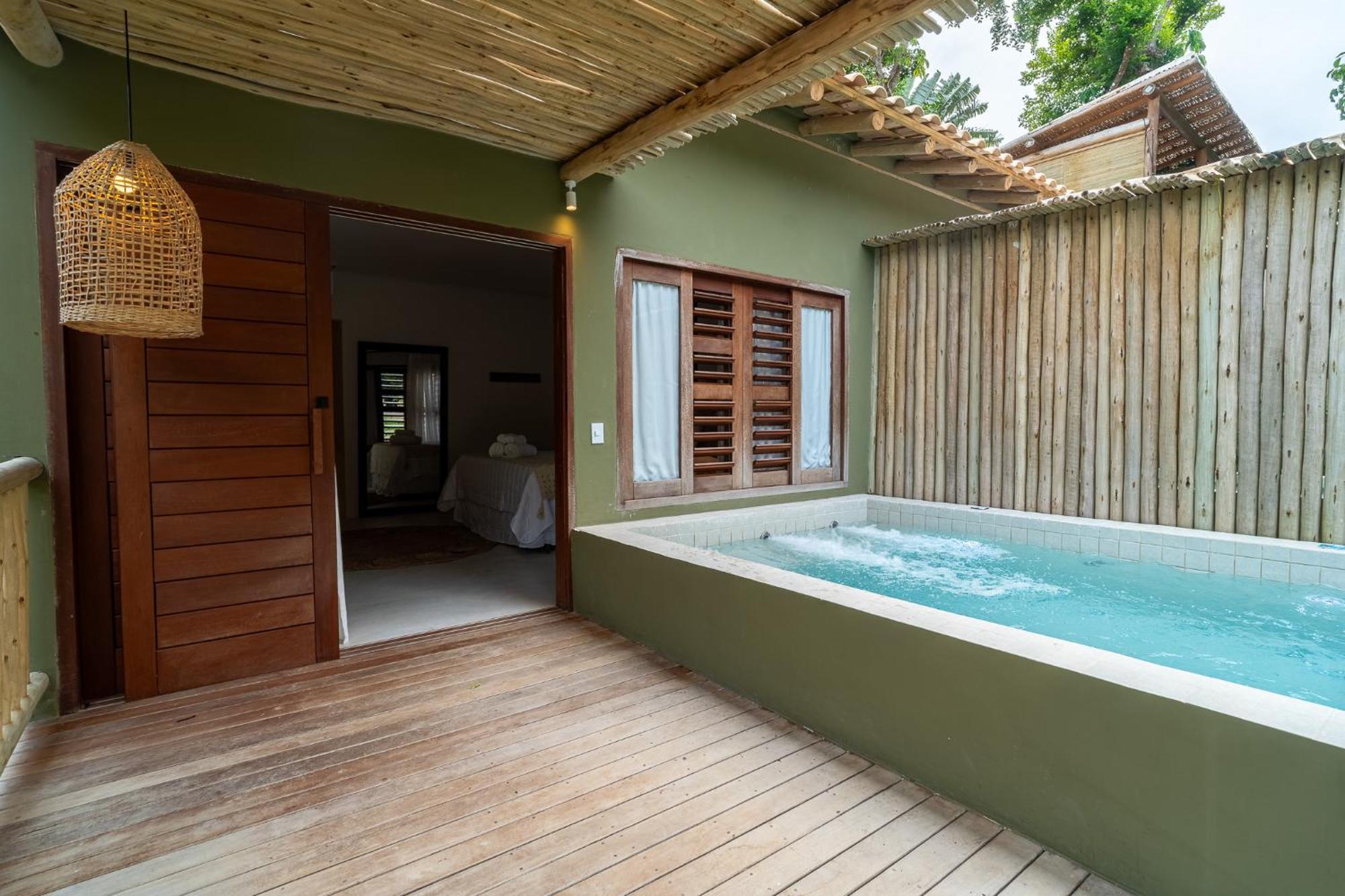 Luxury Suite Pool