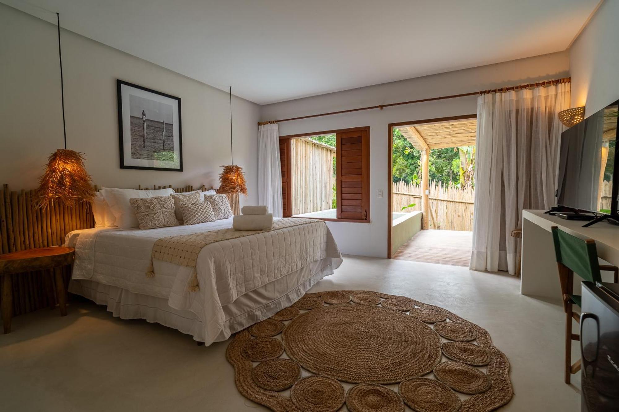 Luxury Suite Pool