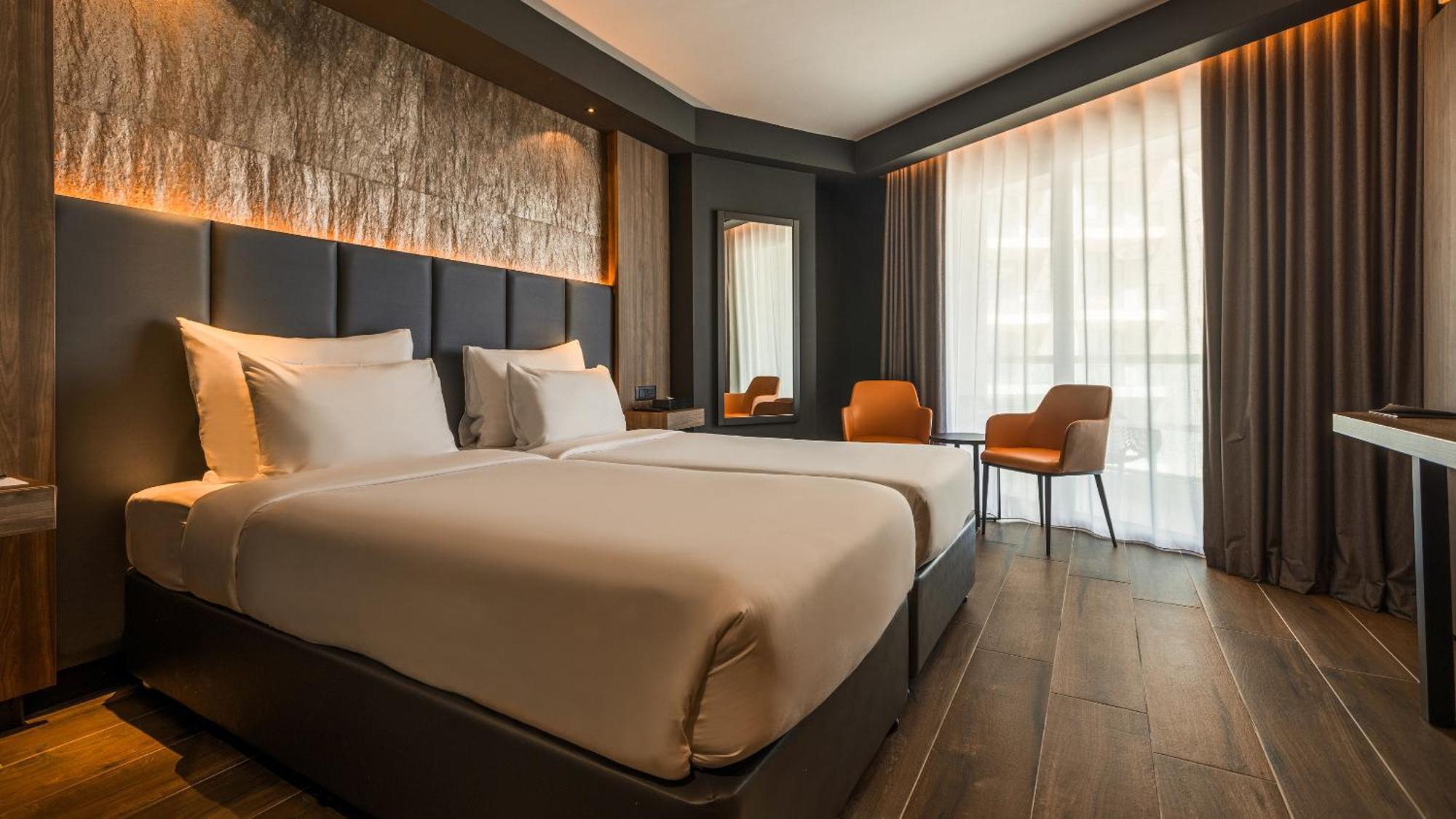 Deluxe Double or Twin Room Partial Sea View