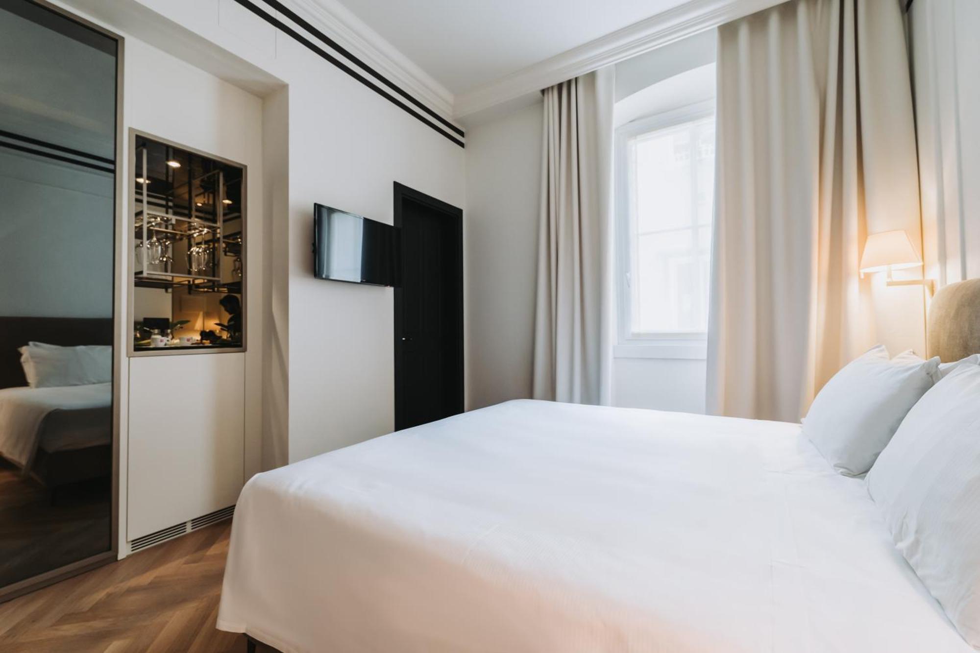 Double or Twin Room,1597544630:JPEG