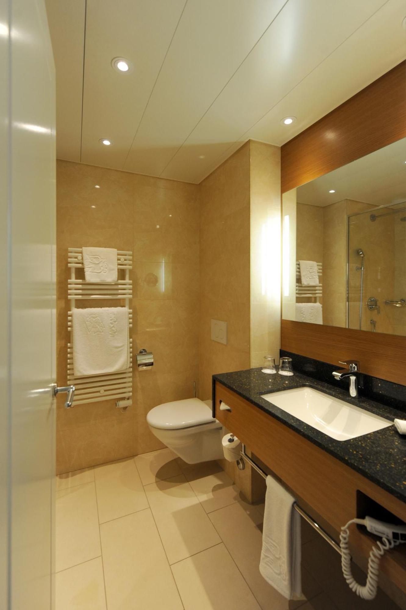 Double Room Lake View
