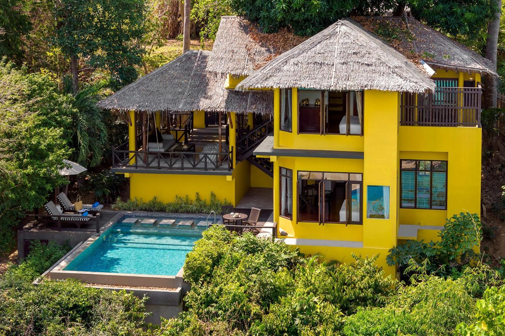 Villa de 2 Quartos com Piscina e Vista do Oceano na Encosta