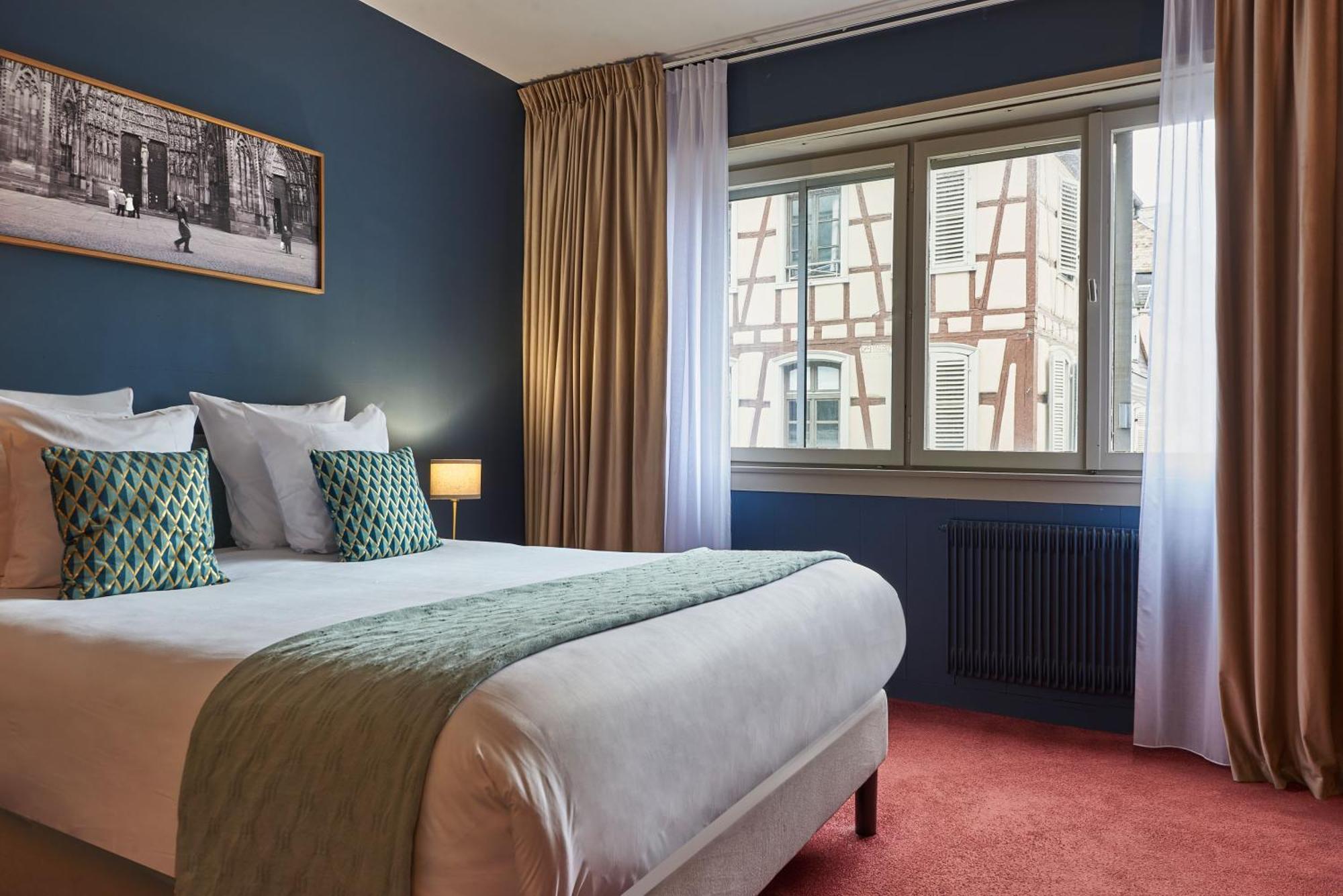 Standard Double Room,1609307804:JPEG