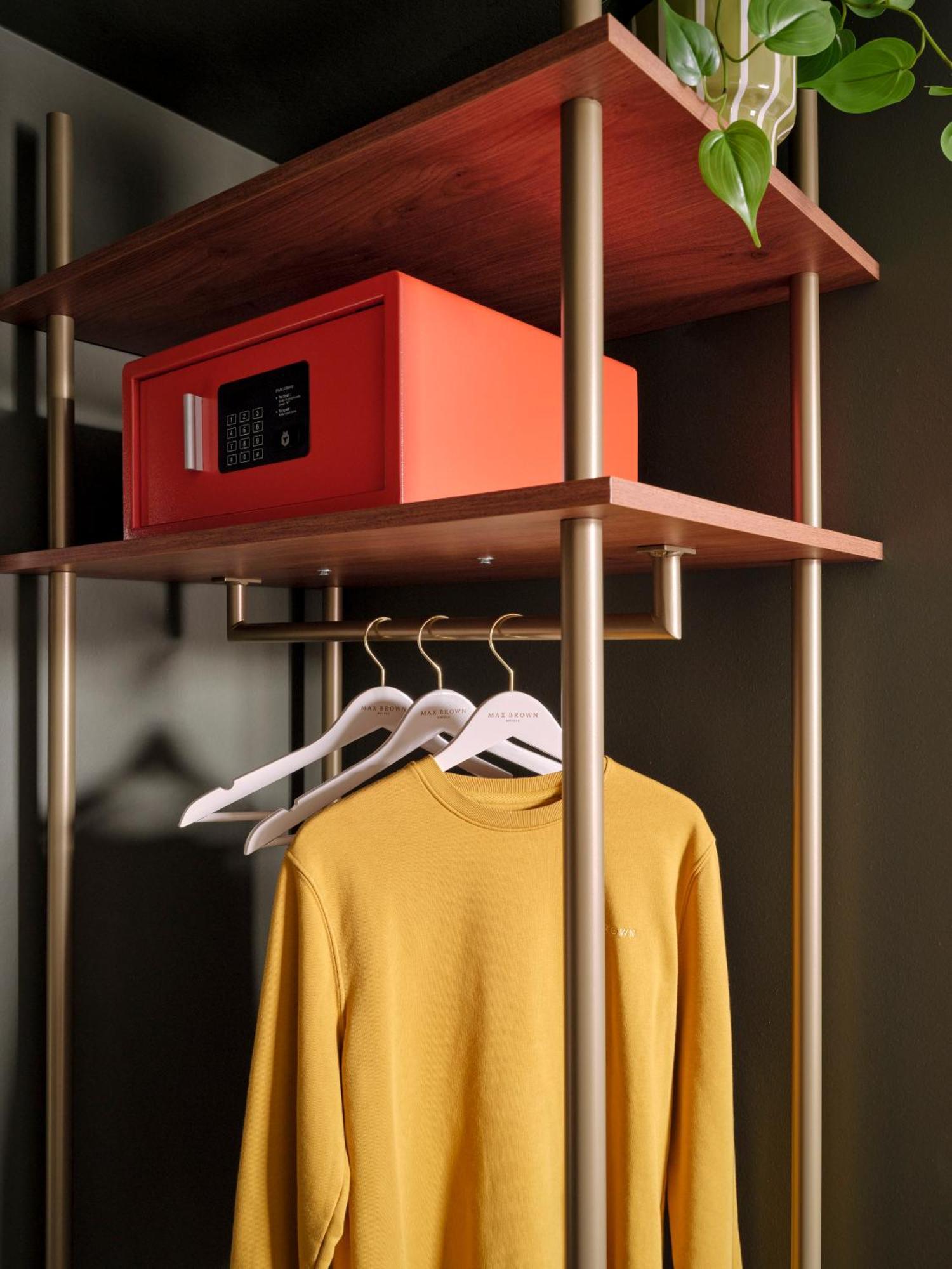 Medium Twin Room,1611082770:JPEG