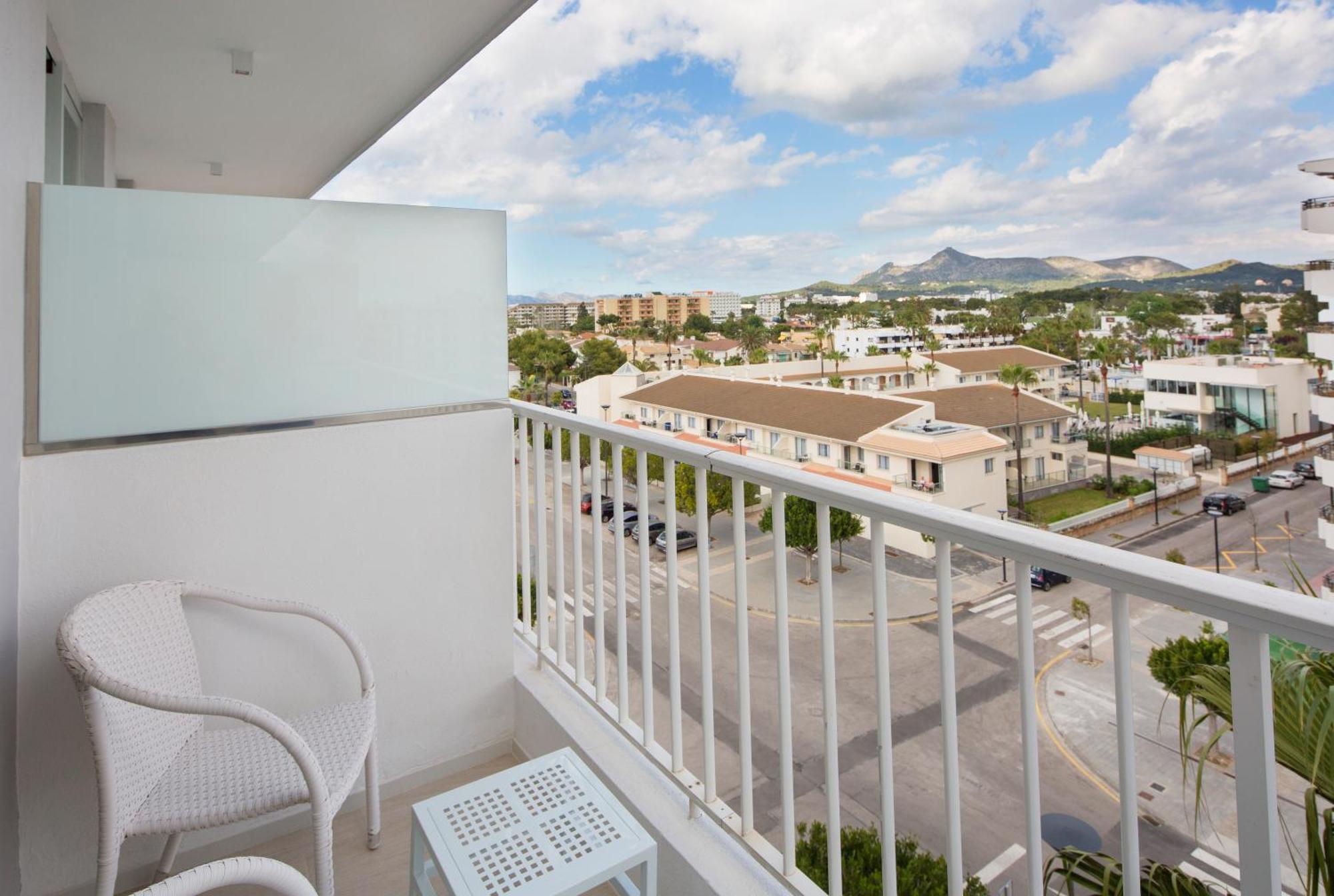 Camera Matrimoniale con Balcone