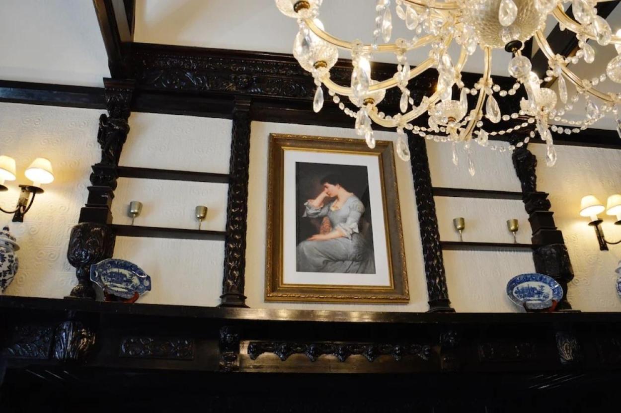 King Suite with Balcony,1615647455:JPEG
