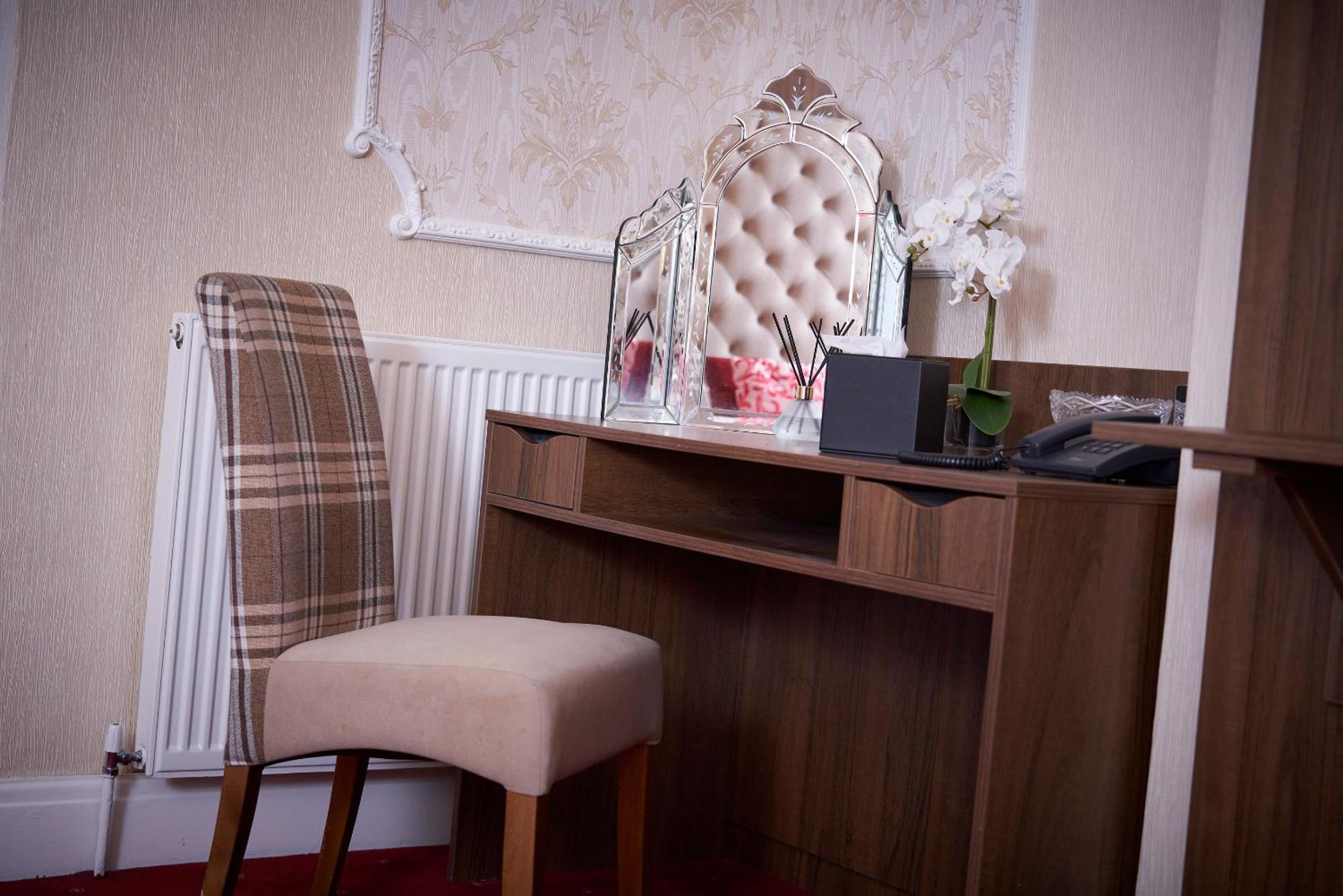 Executive Room