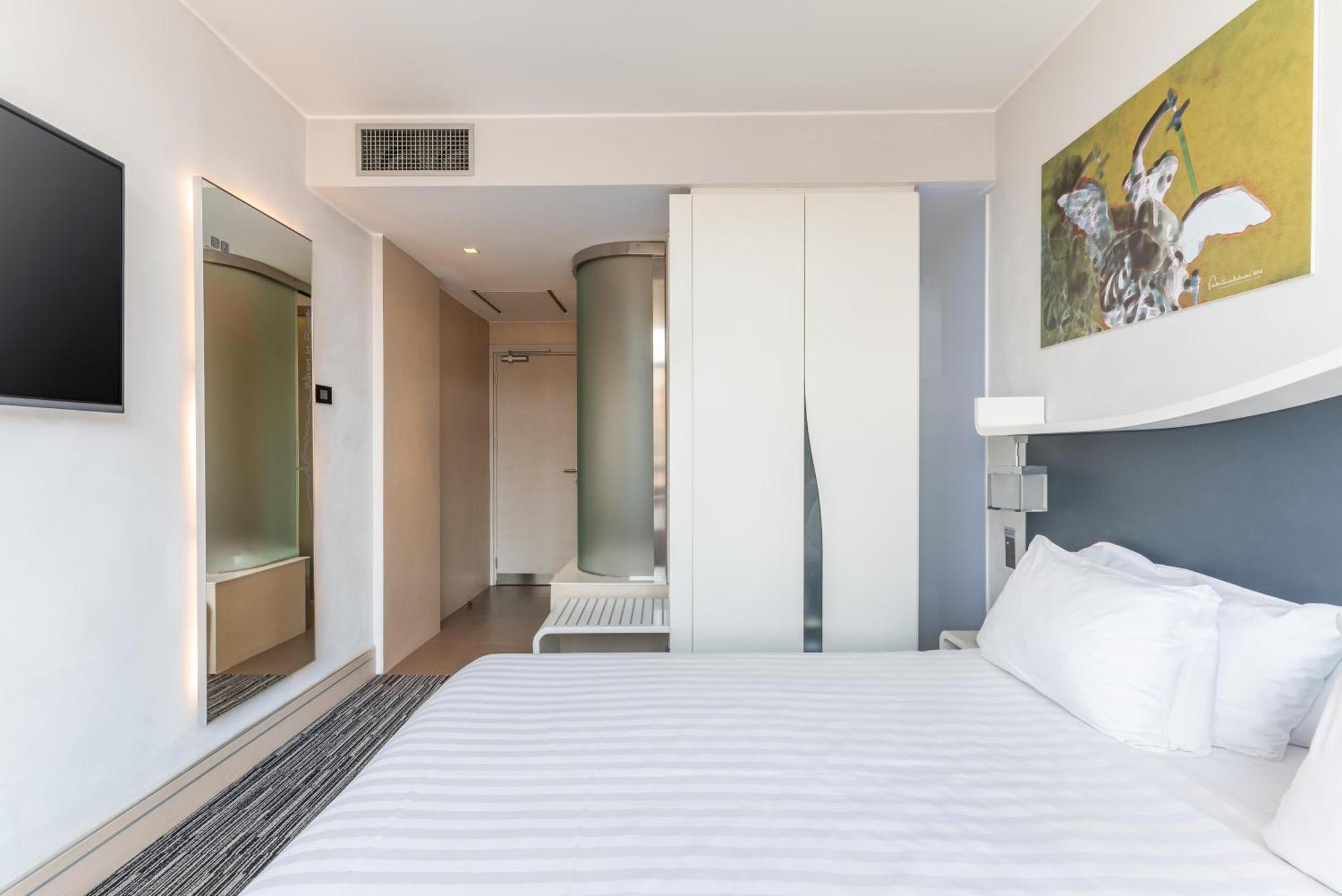 Comfort King Room,1622866655:JPEG